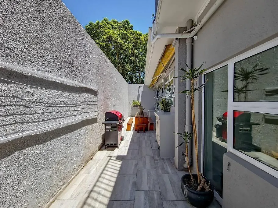 Spacious Family Apartment Near Beach With Inverter Cape Town South Africa