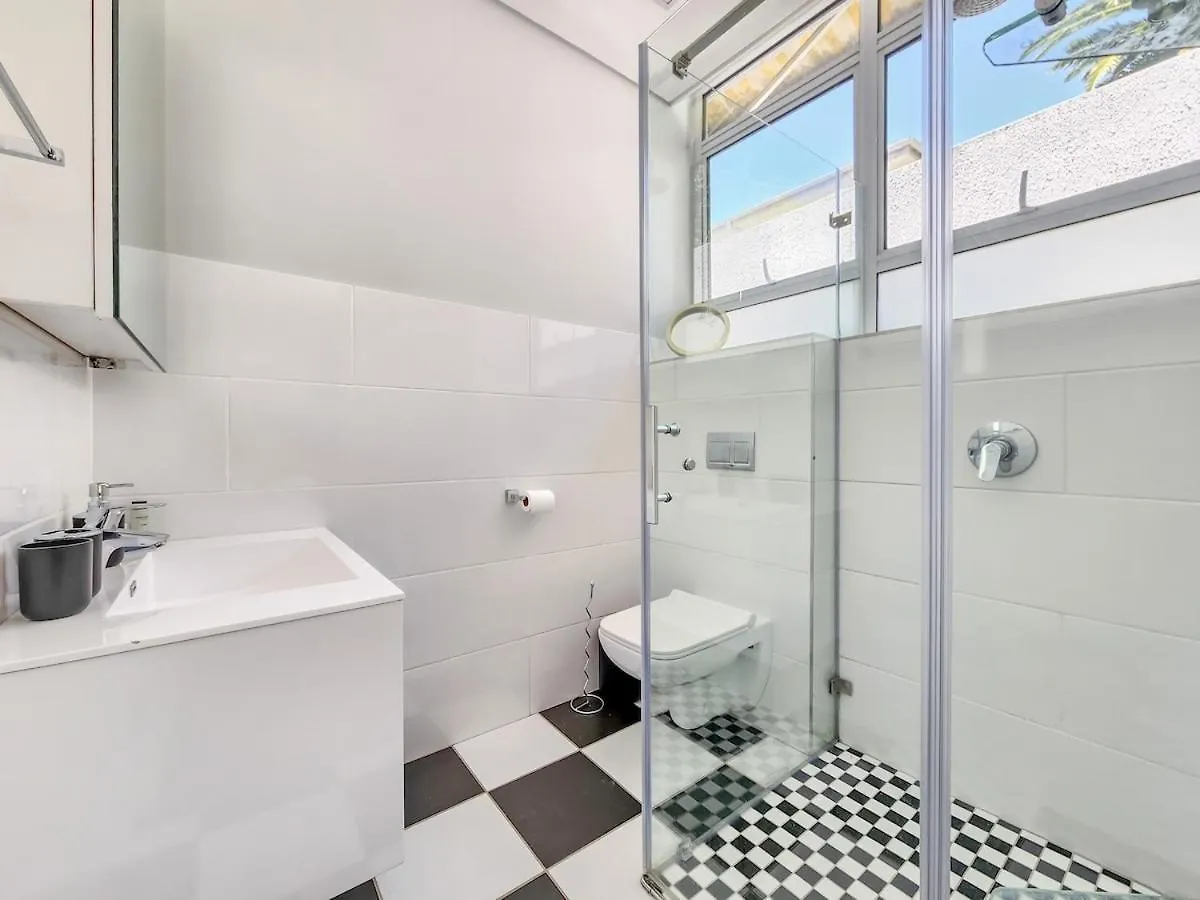 Spacious Family Apartment Near Beach With Inverter Cape Town South Africa