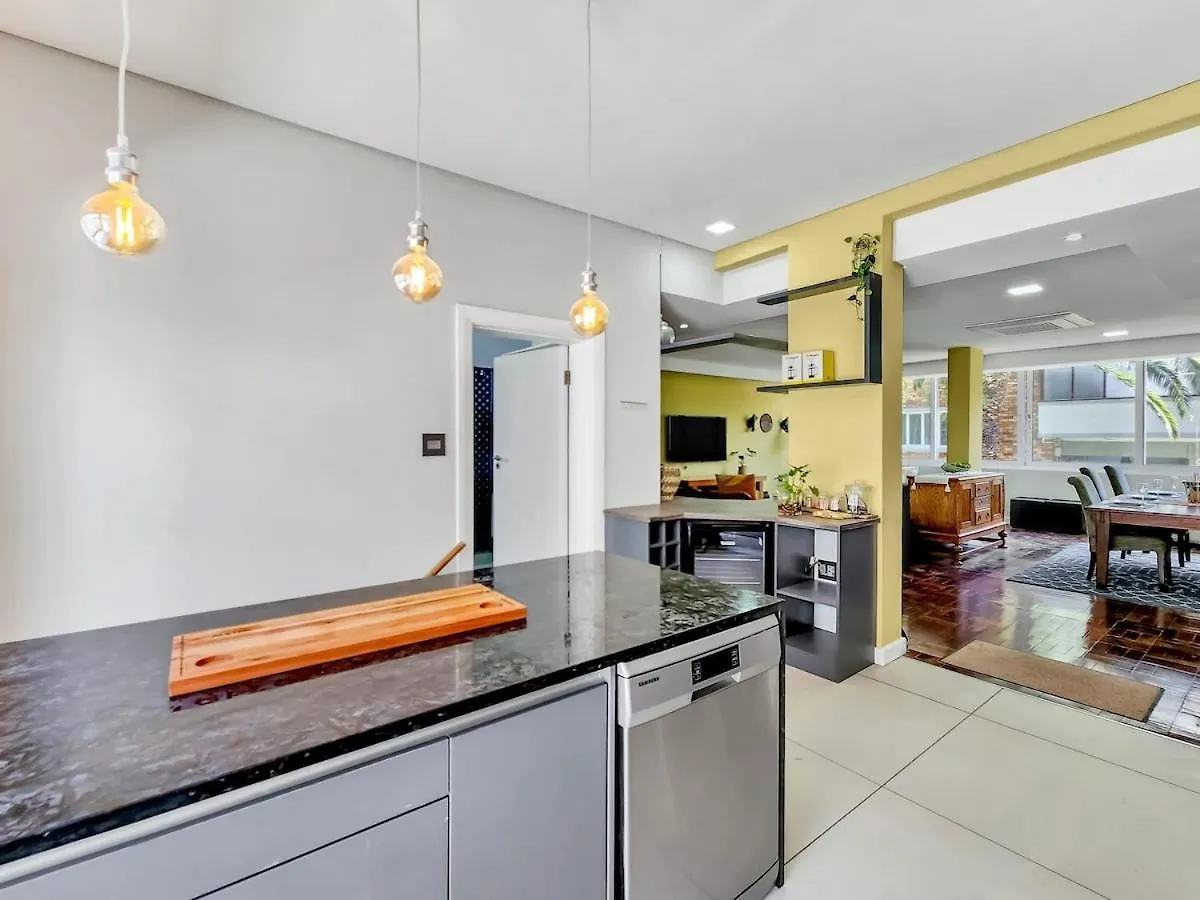 Spacious Family Apartment Near Beach With Inverter Cape Town